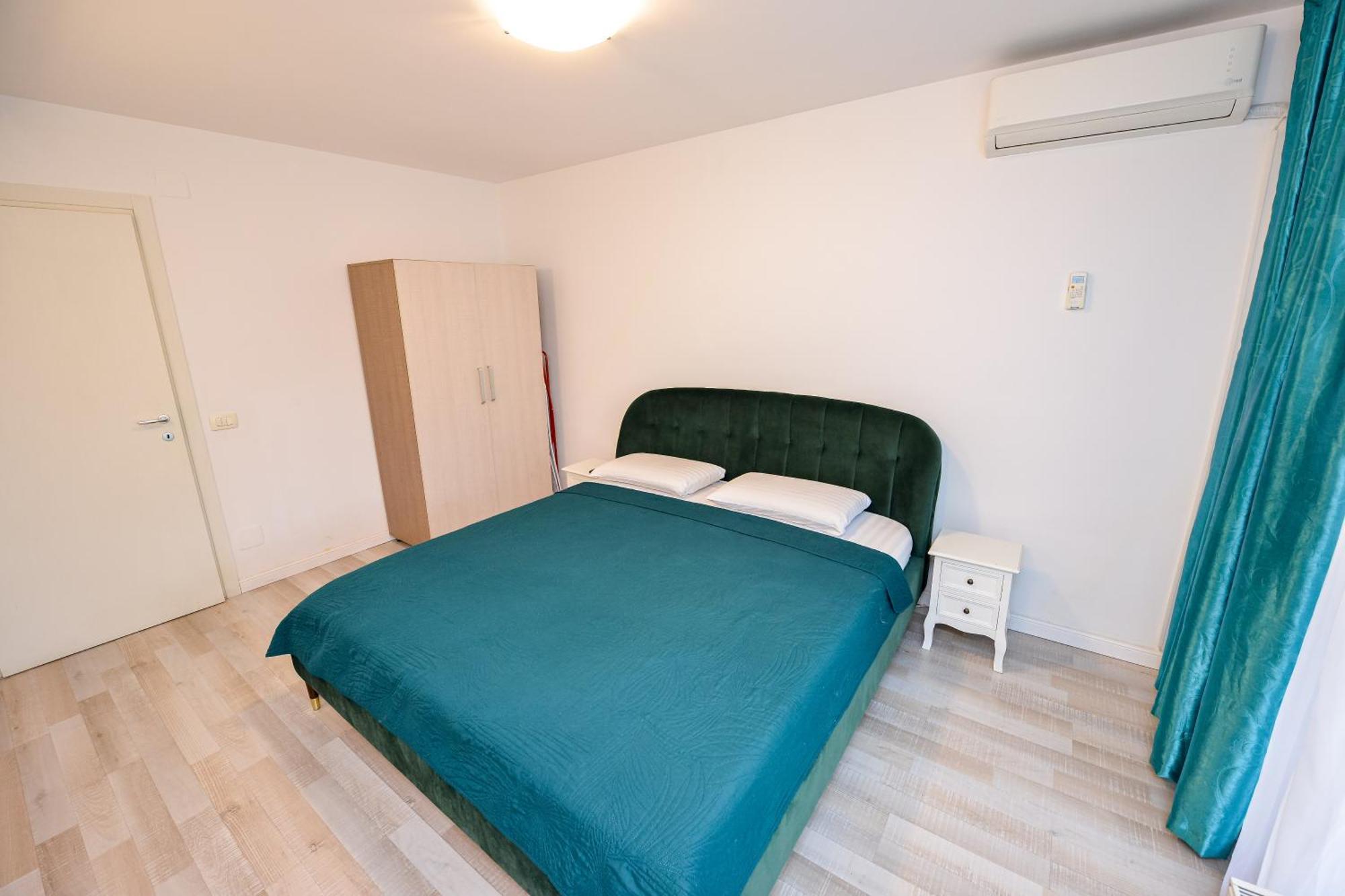 Ben Yehuda - Shabbat Friendly Apartments Bucureşti Ngoại thất bức ảnh