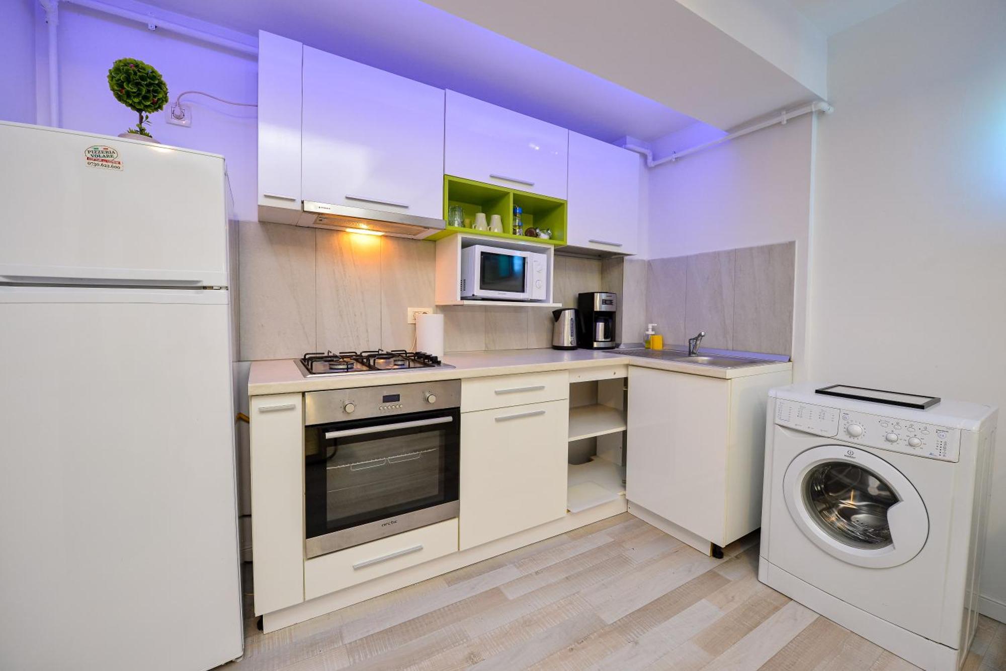 Ben Yehuda - Shabbat Friendly Apartments Bucureşti Ngoại thất bức ảnh