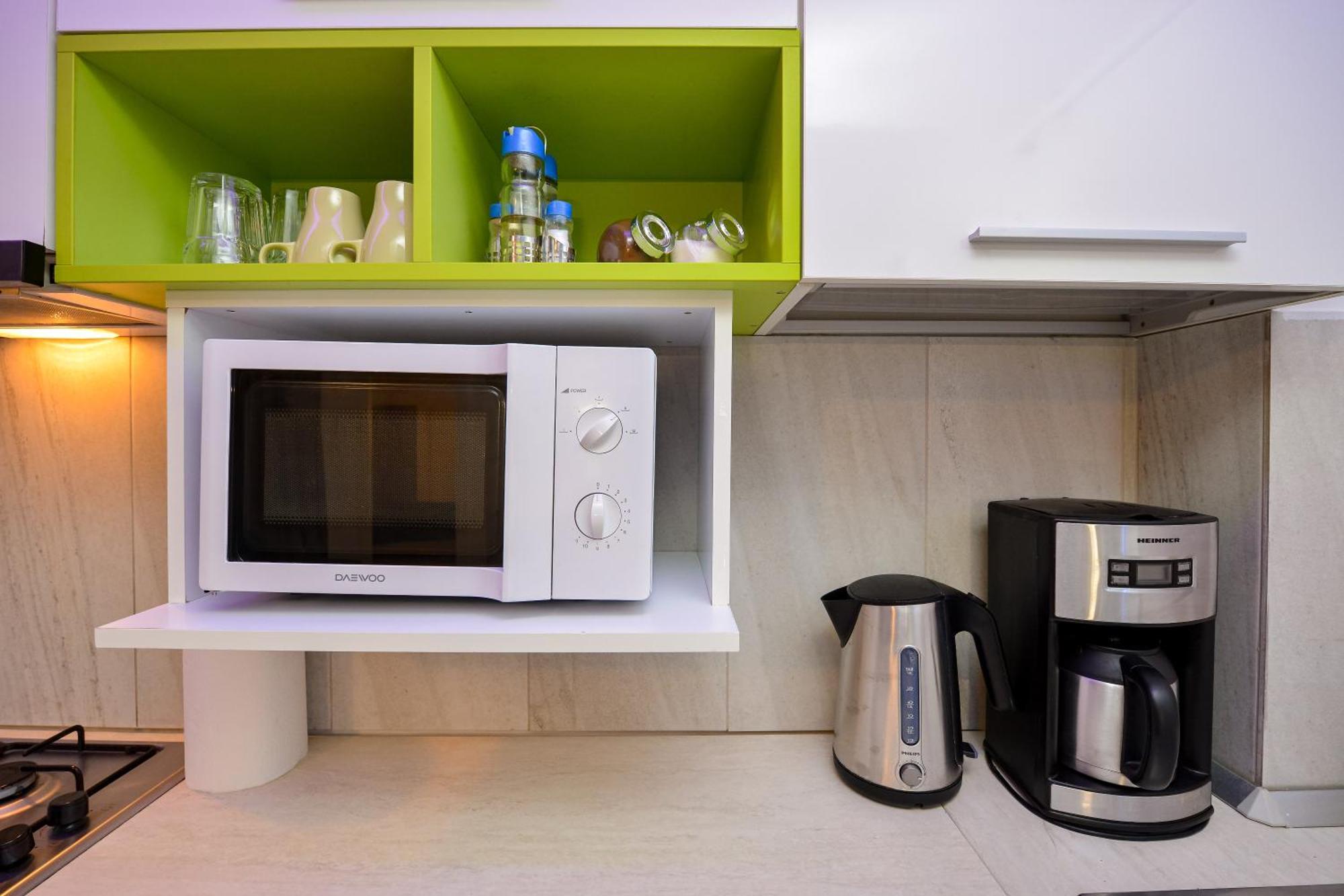 Ben Yehuda - Shabbat Friendly Apartments Bucureşti Ngoại thất bức ảnh